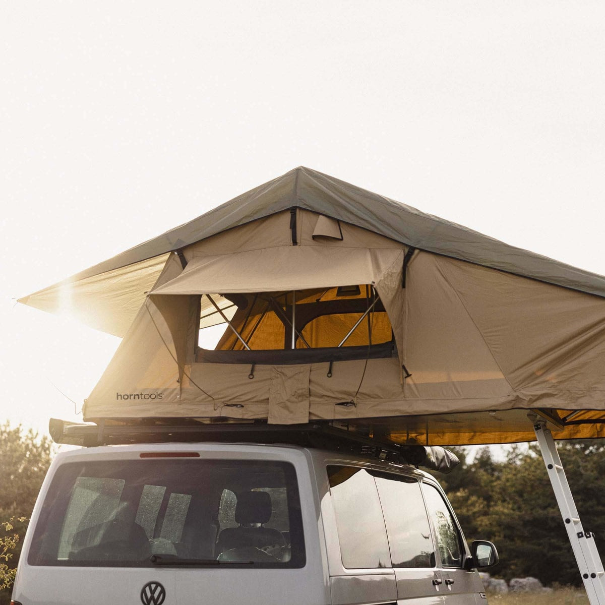 Dachzelt Desert 220cm sandfarben mit Vorzelt von Horntools -