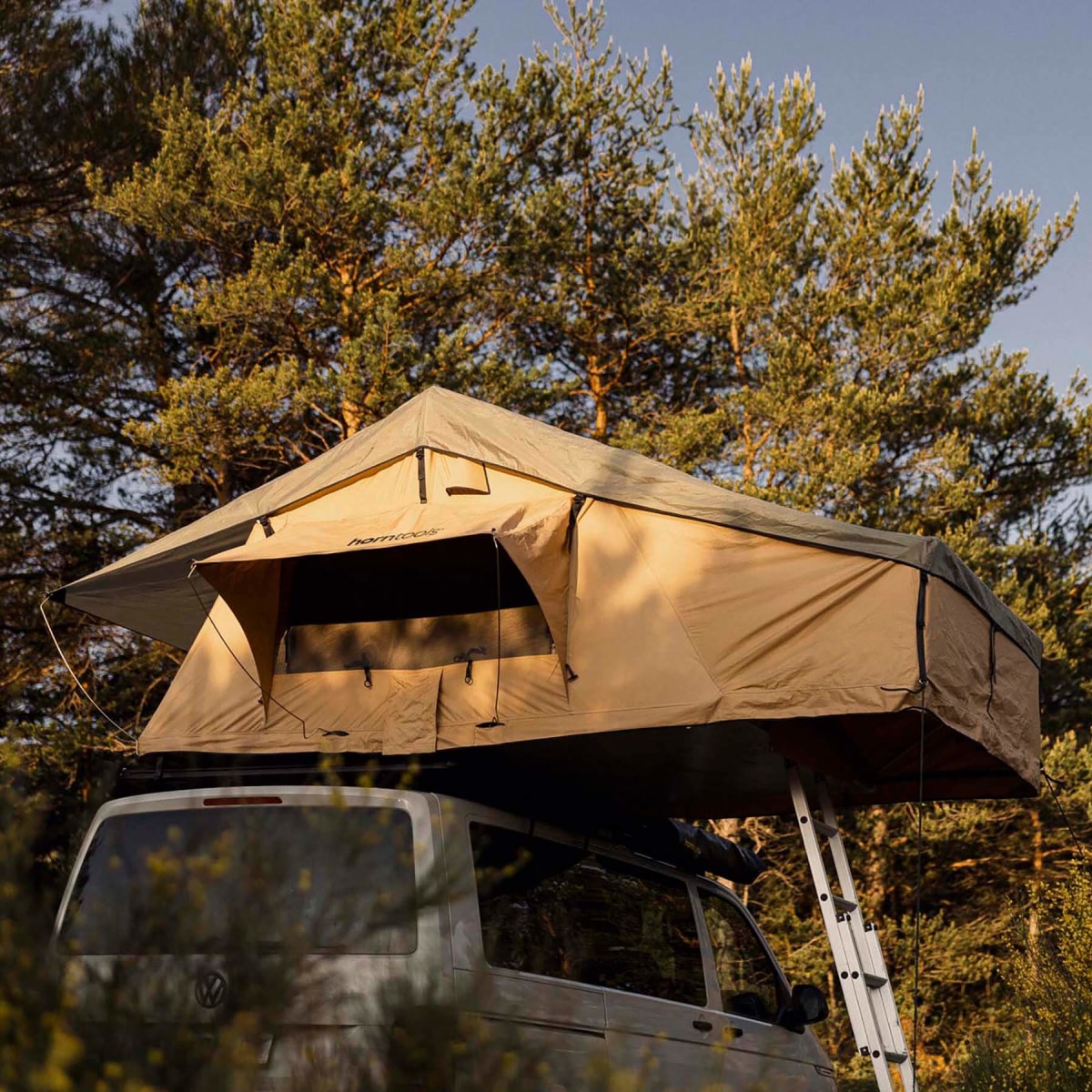 Dachzelt Desert 220cm sandfarben mit Vorzelt von Horntools -