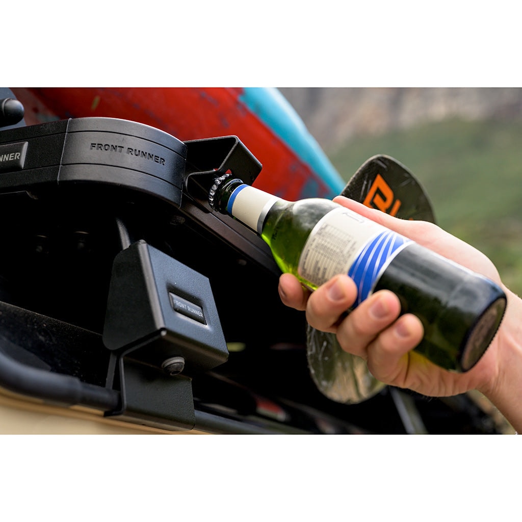Flaschenöffner für Dachträger von Front Runner