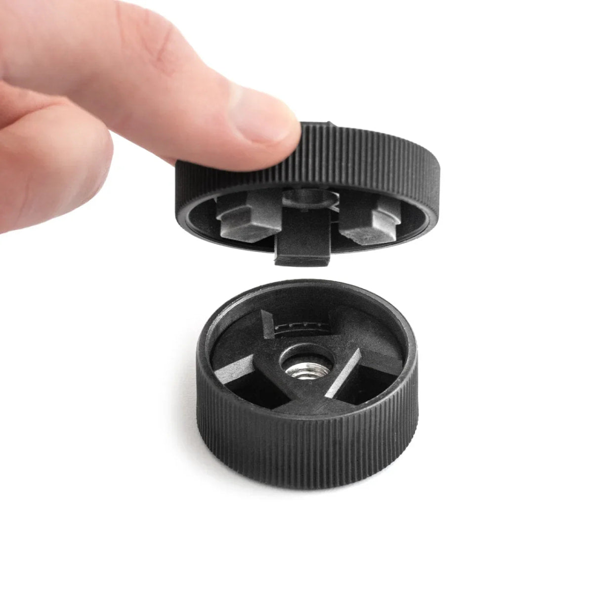 Freedom Lock Set 2.0 von qeedo - Befestigung