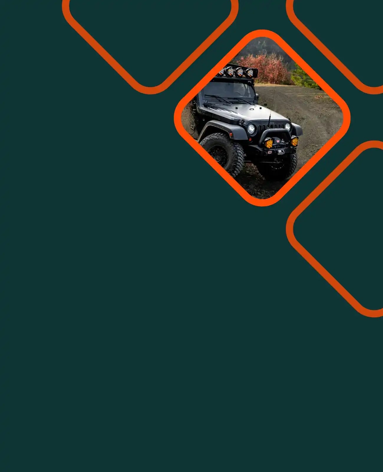 Geländewagen mit Dachgepäckträger und individuellen Modifikationen.
