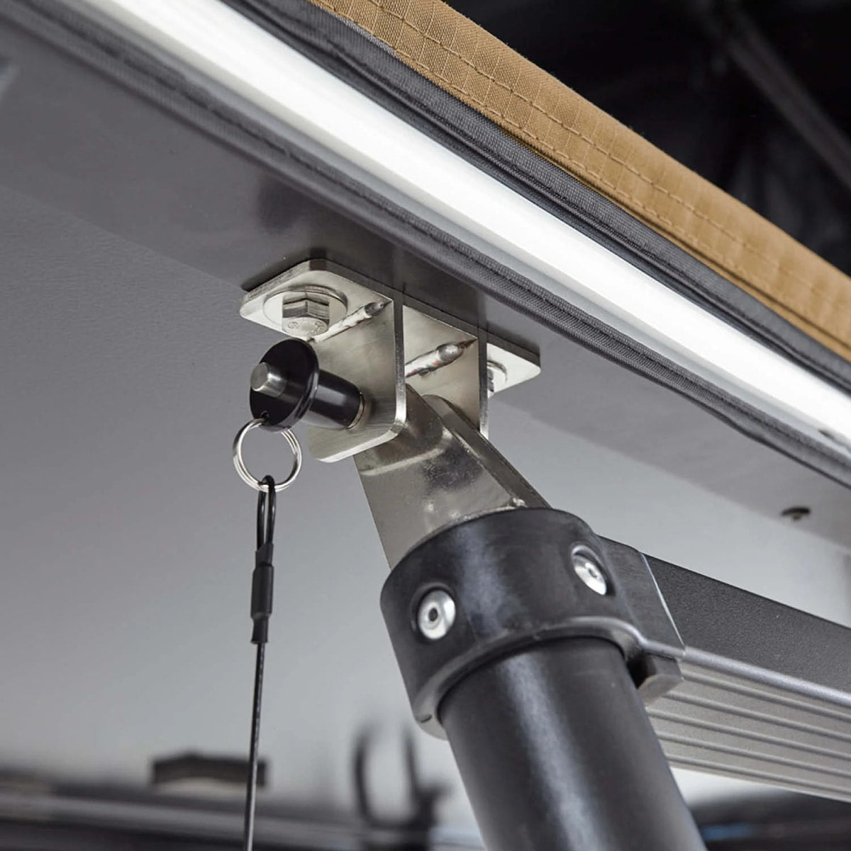 Hybrid Dachzelt mit Hartschale MIGHTY OAK Gen 3.0 190 ECO