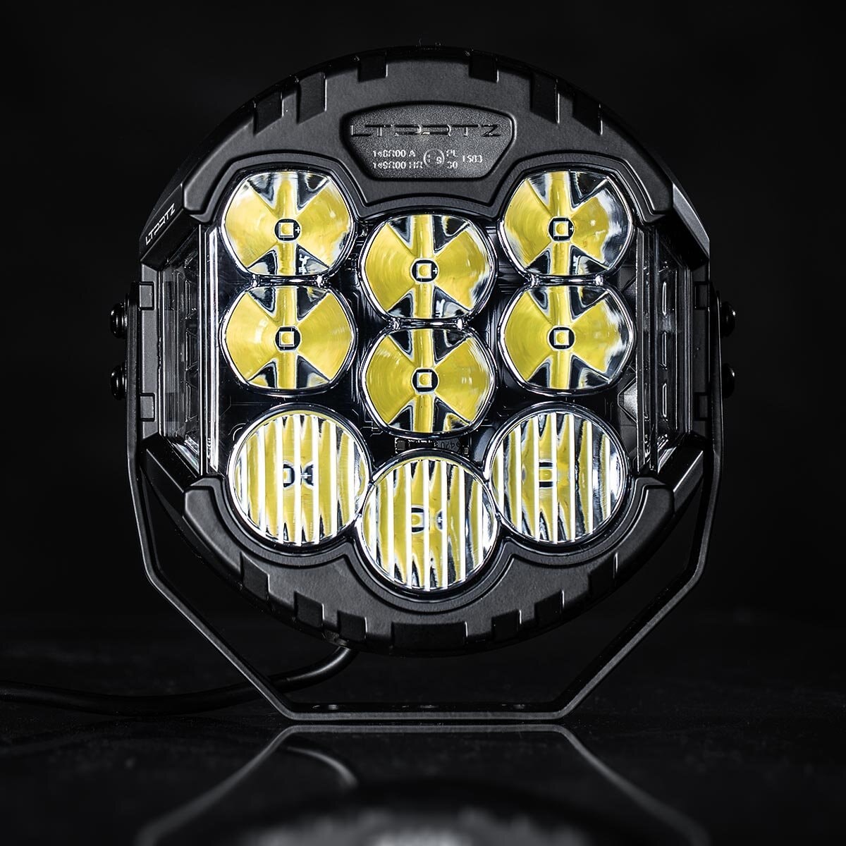 Lightpartz 7 Fernscheinwerfer Rave-X mit BACKLIGHT orange