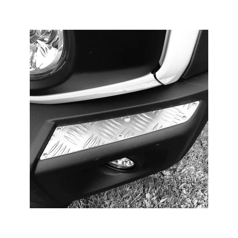 Riffelblechauflagen für SUZUKI Jimny II Stoßstange vorne