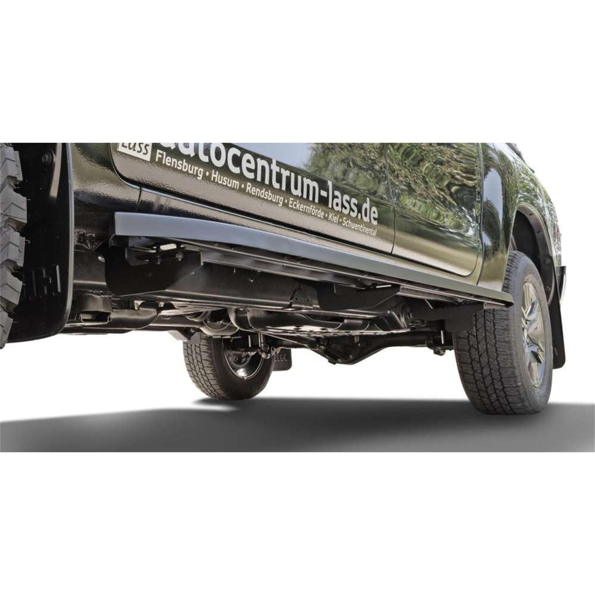 Schwarz matte Trittbretter für Toyota Hilux ab 2015 – Bild 3