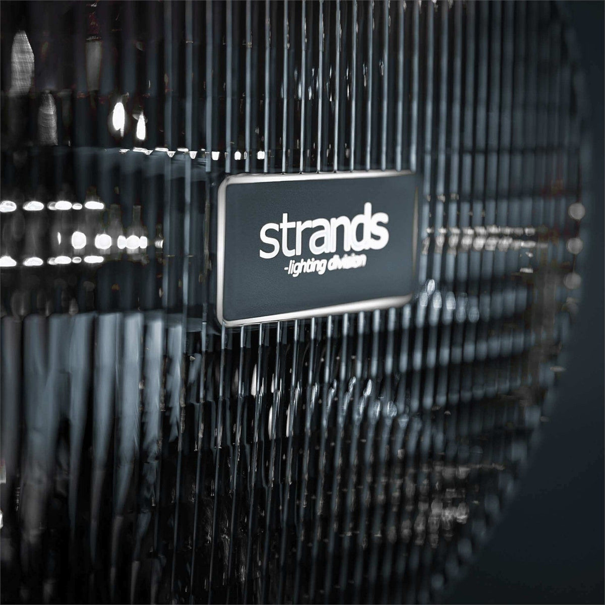 Strands IZE LED OG 9″ LED Zusatzscheinwerfer – Studioansicht 4