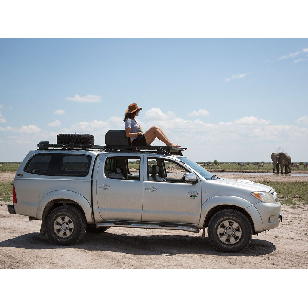 Toyota Hilux (2005 - 2015) Slimline II Dachträger Kit