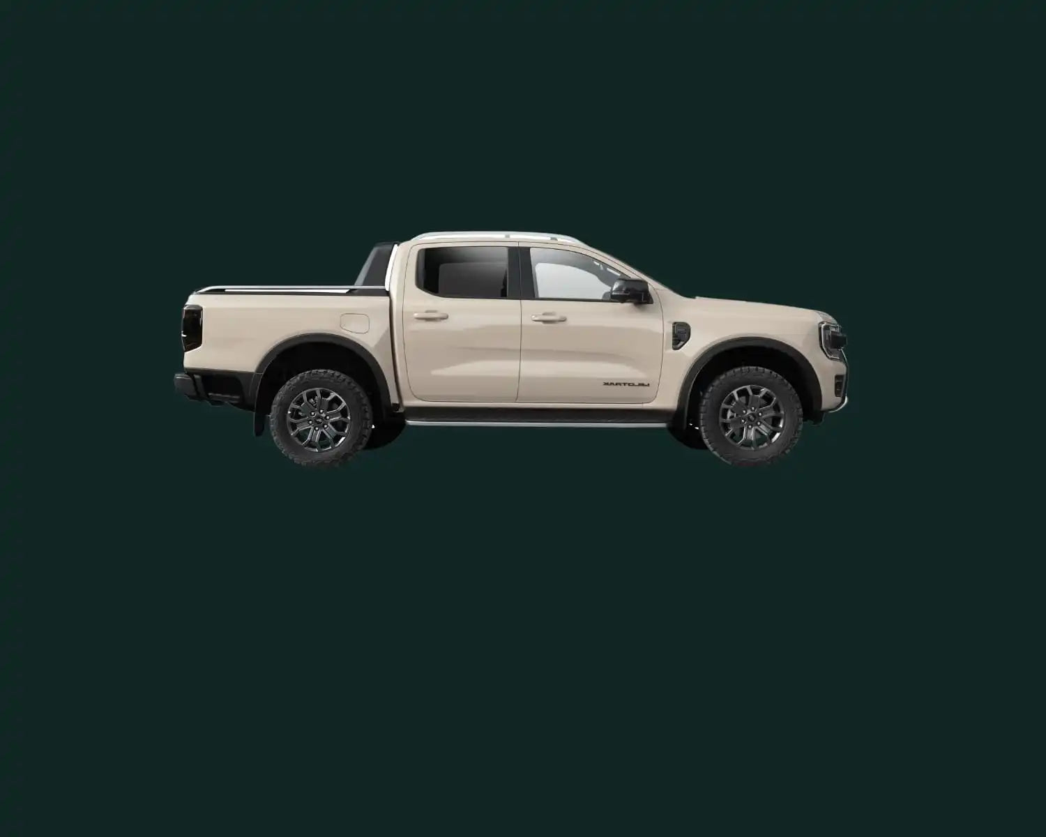 Weißer Ford Ranger Wildtrak Pickup-Truck mit schwarzen Offroad-Rädern.