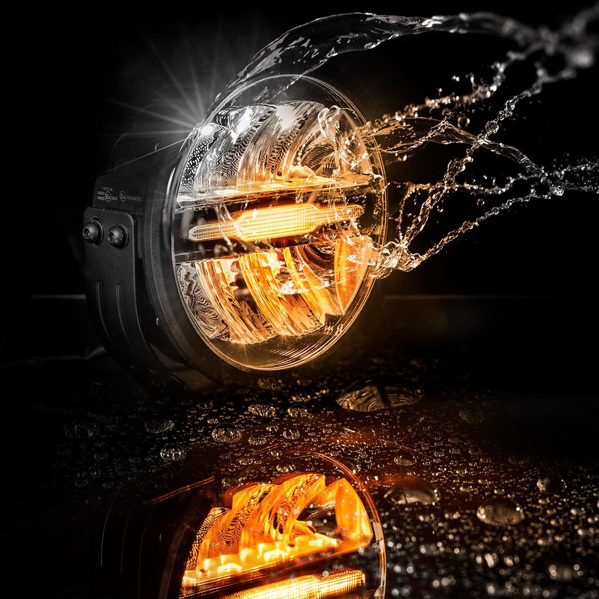 Lightpartz 9 LED UltraLux Fernscheinwerfer RedTyphoon -