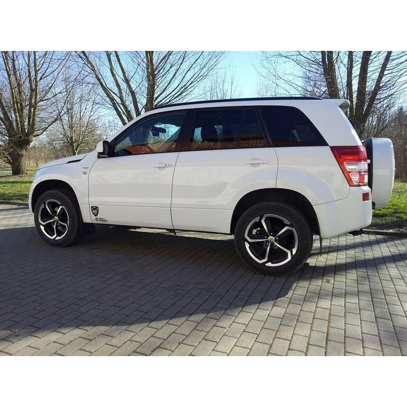 TREKFINDER Höherlegung +35 mm Suzuki Grand Vitara langer Radstand