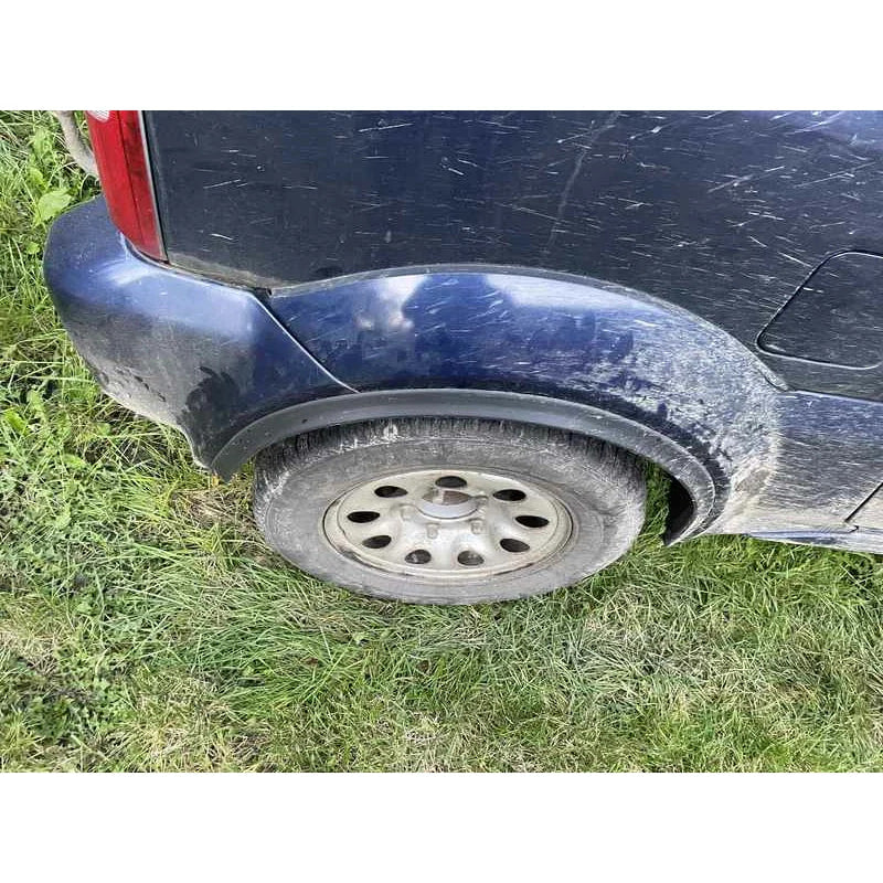 Kotflügelverbreiterung -4 Stück- je 150cm lang in 20mm