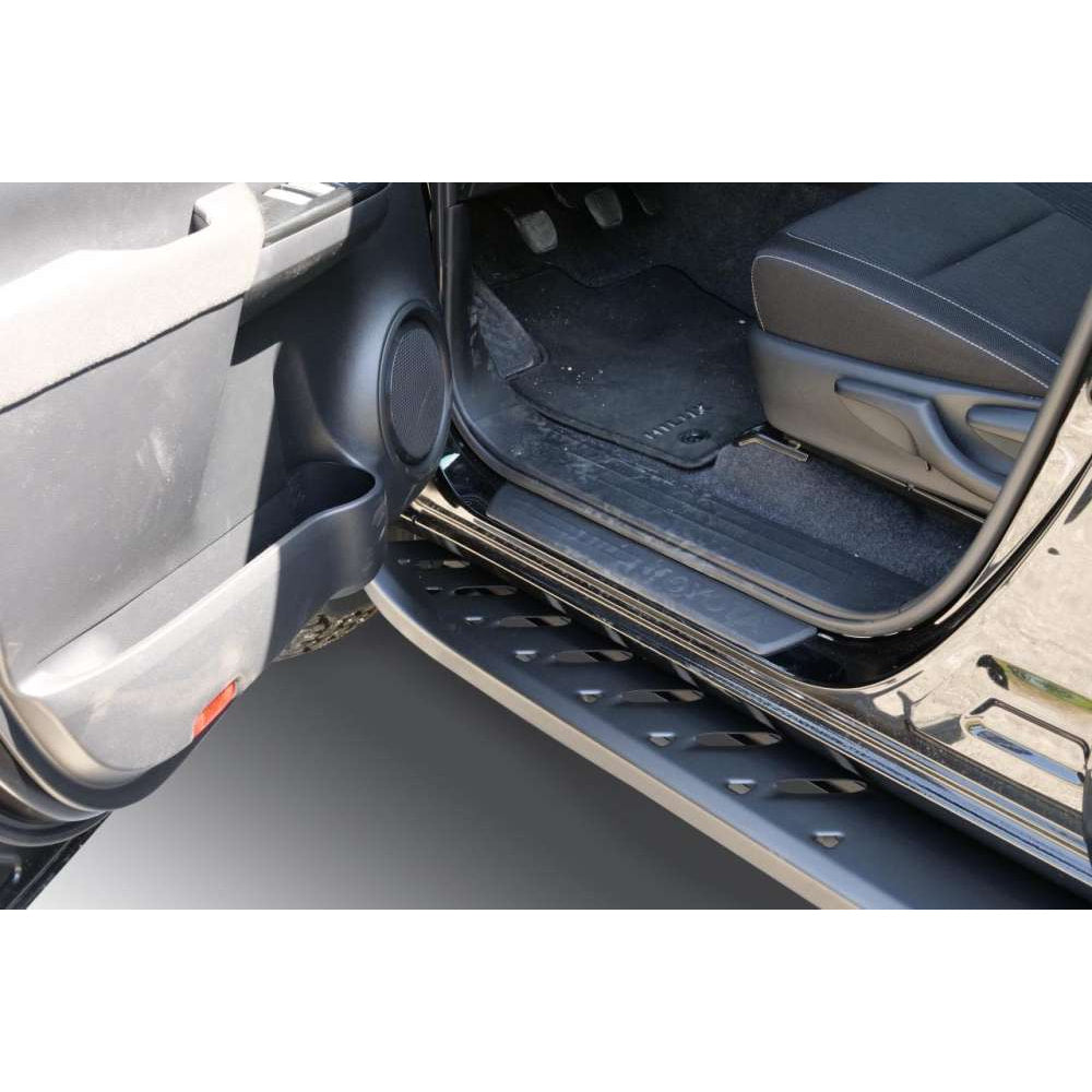 Schwarz matte Trittbretter passend für Toyota Hilux